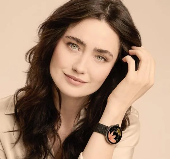 Bluetooth w smartwatchu Forever